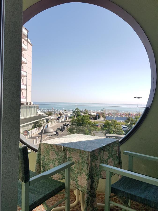 Hotel Sorriso Riccione Exterior foto